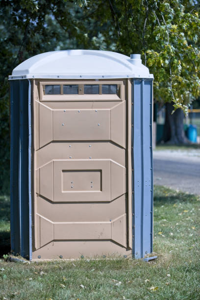 Best Sanitation services for porta potties  in Valley Center, KS